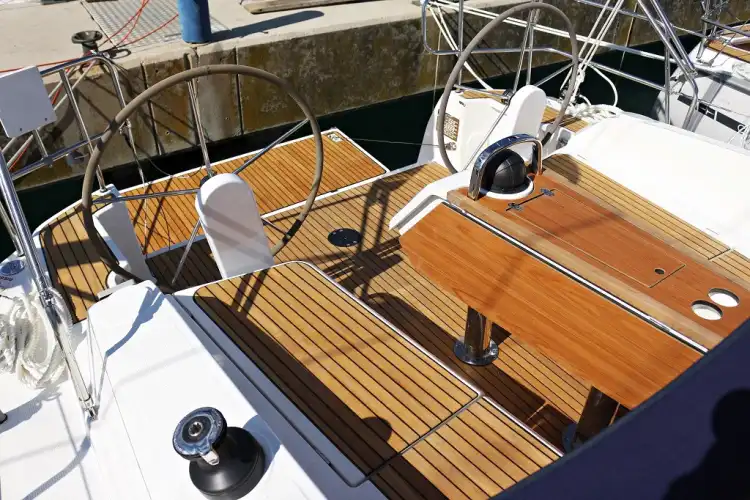 Bavaria Cruiser 37 - 3 cab. - Andrea