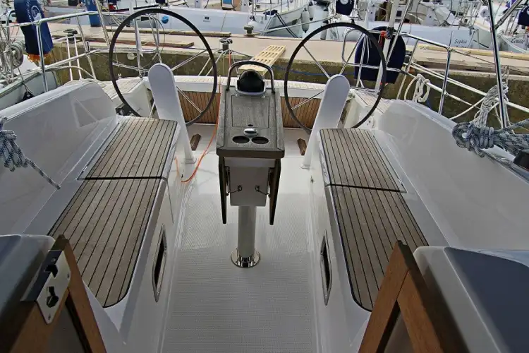 Bavaria Cruiser 41 - 3 cab. - Federica