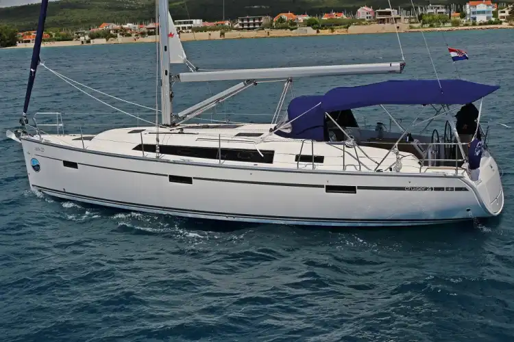 Bavaria Cruiser 41 - 3 cab. - Patrizia