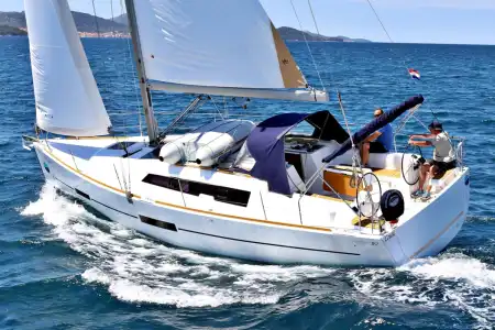 Dufour 382 GL - Louise